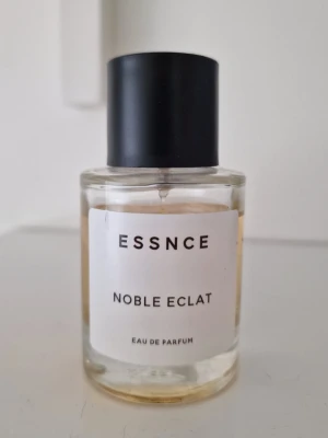 Noble Eclat parfym Essnce - Noble Eclat parfym från Essnce