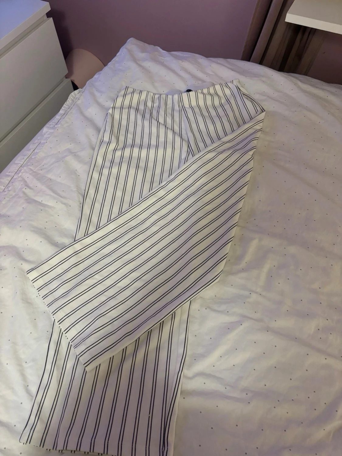 Randiga byxor från Pieces, storlek S - 1