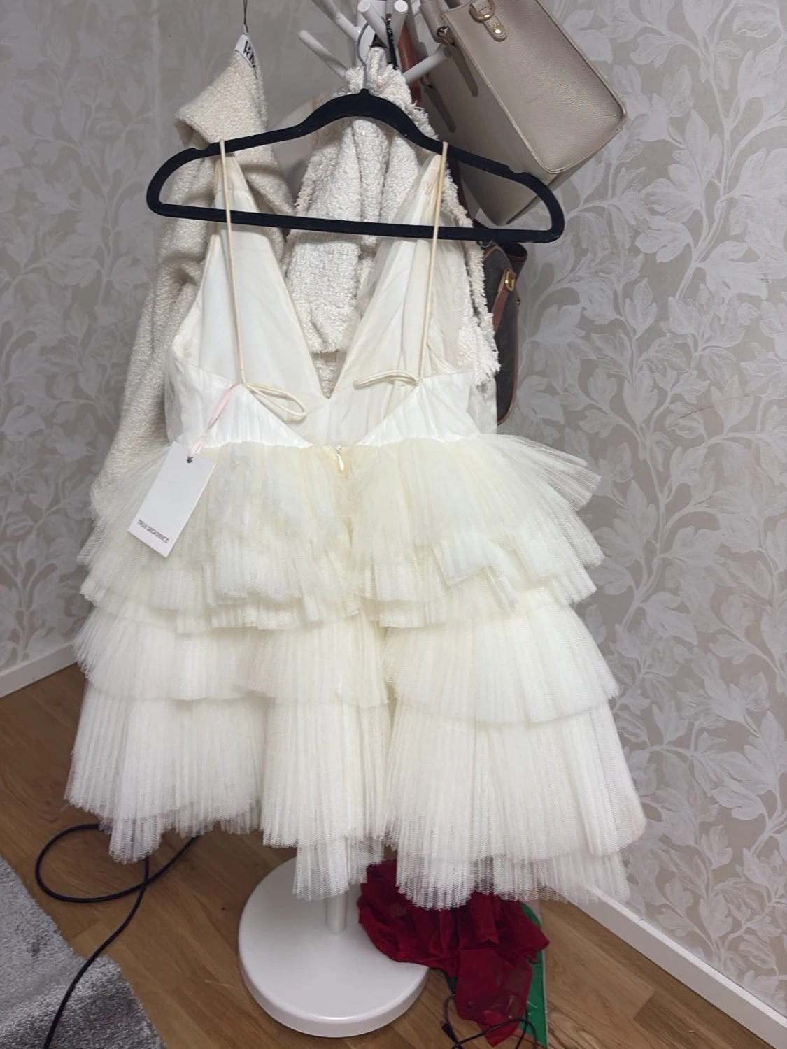 Vit volangklänning från true decandence - 1