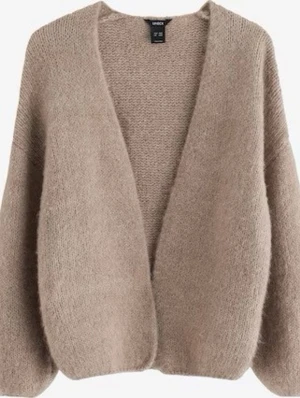 Kofta Lindex  - Jätte fin kofta i beige, använd några fåtal gånger🥰 pris kan diskuteras 