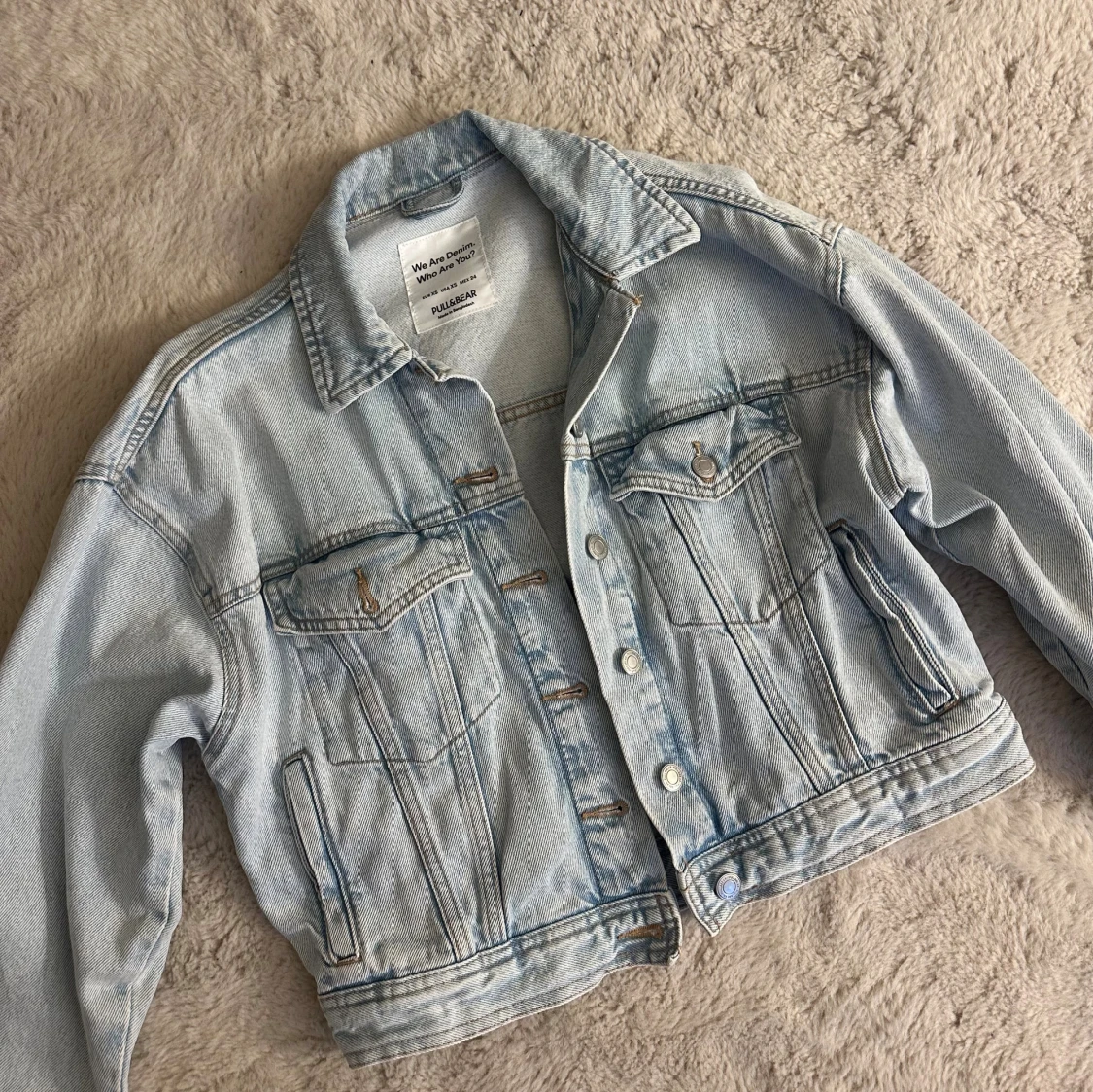 Ljusblå jeansjacka från Pull&Bear🩵 - 1