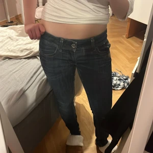 G-Star Raw blå jeans  - Jätte snygga med boots på, skön material!💘