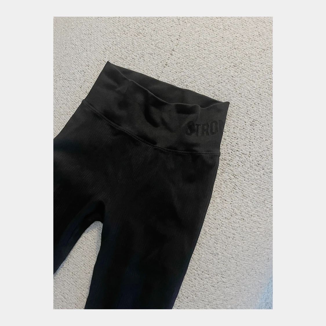 Träningstights från stronger