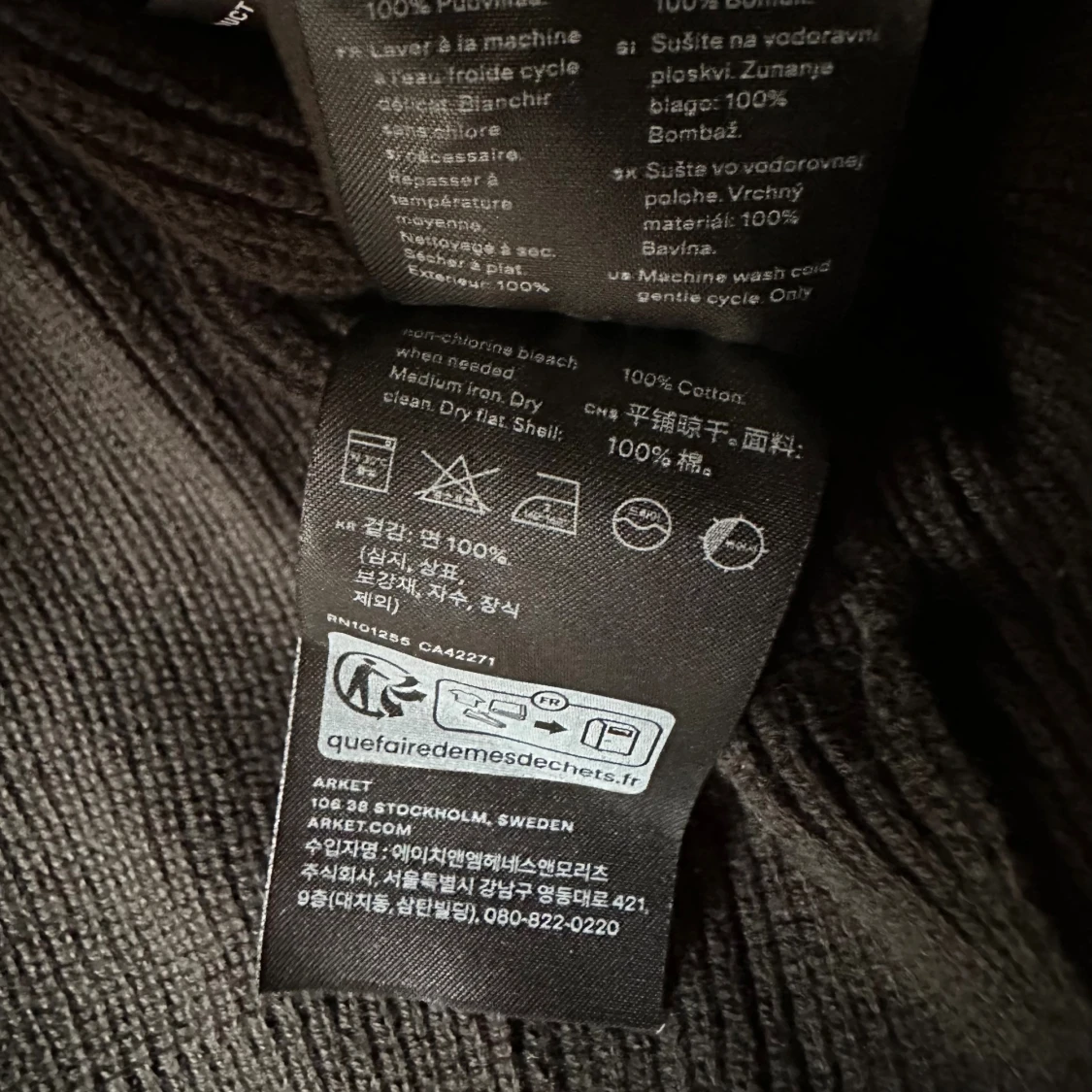 Mörkgrön stickad tröja från ARKET - 4