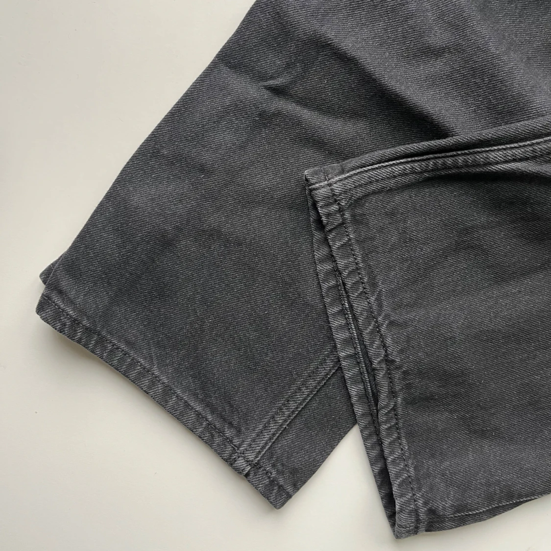  Svarta wide jeans från monki - 3