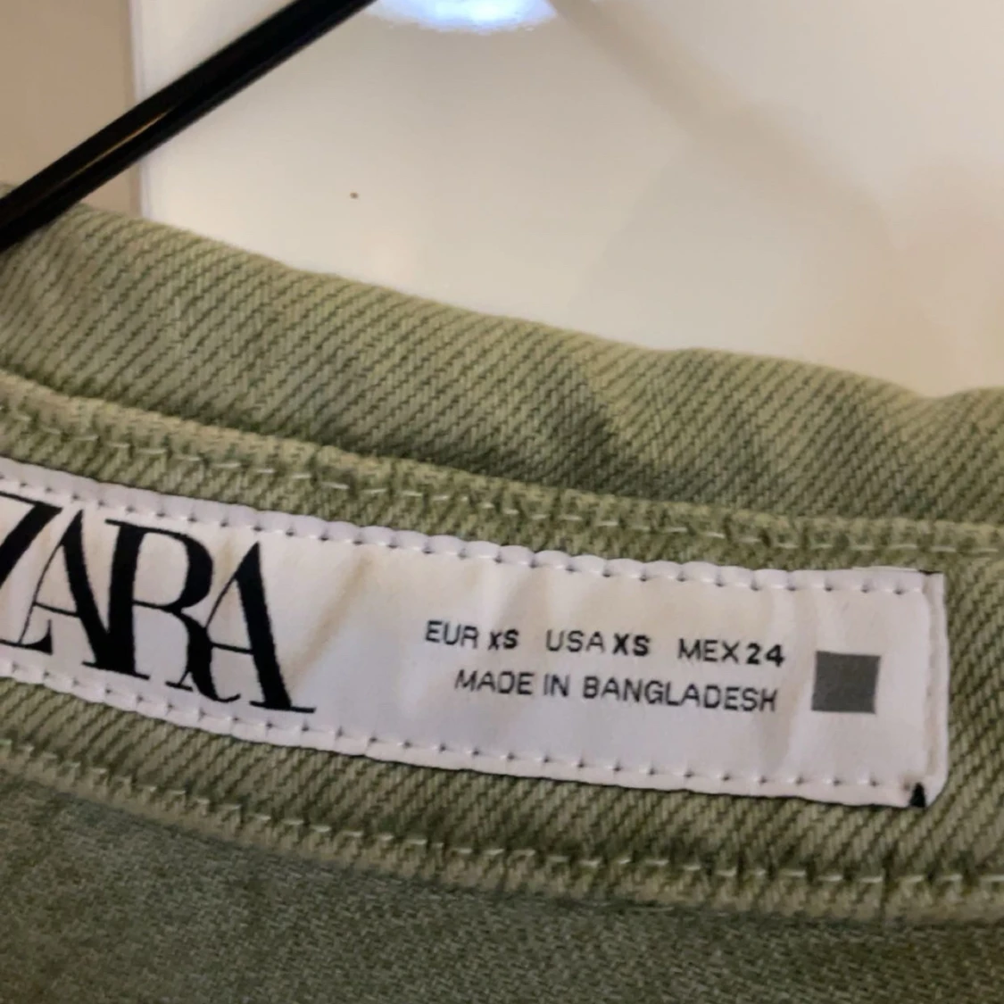 Grön overshirt från Zara XS - 3