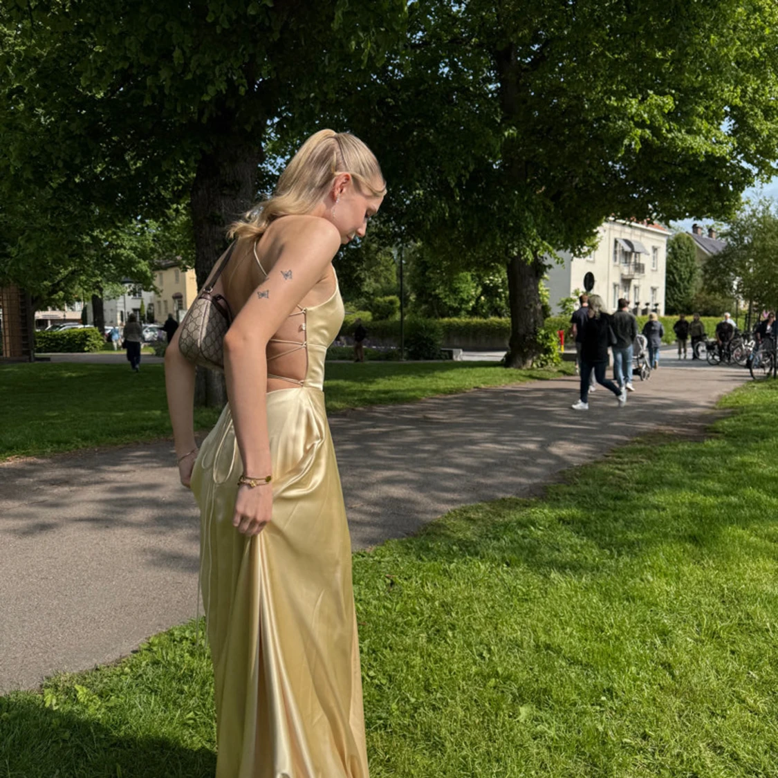 Dressroom linne klänning gul  - 2