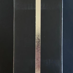 Bts - Inte använd eller så!  (Inte äkta vad jag vet men dem har gjort den ganska lik dem vanliga så vet ej om den är eller inte)