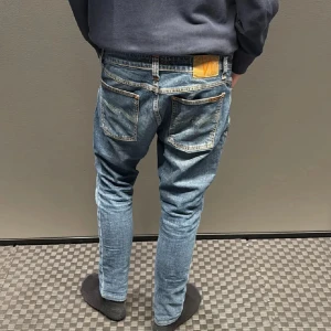 Nudie jeans - Riktigt snygga nudie jeans.😁 extremt bra pris✌️ nypris 1600 kr