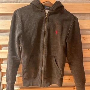 Ralph Lauren zip - Asnajs Ralph lauren zip i XS. Jättebra skick
