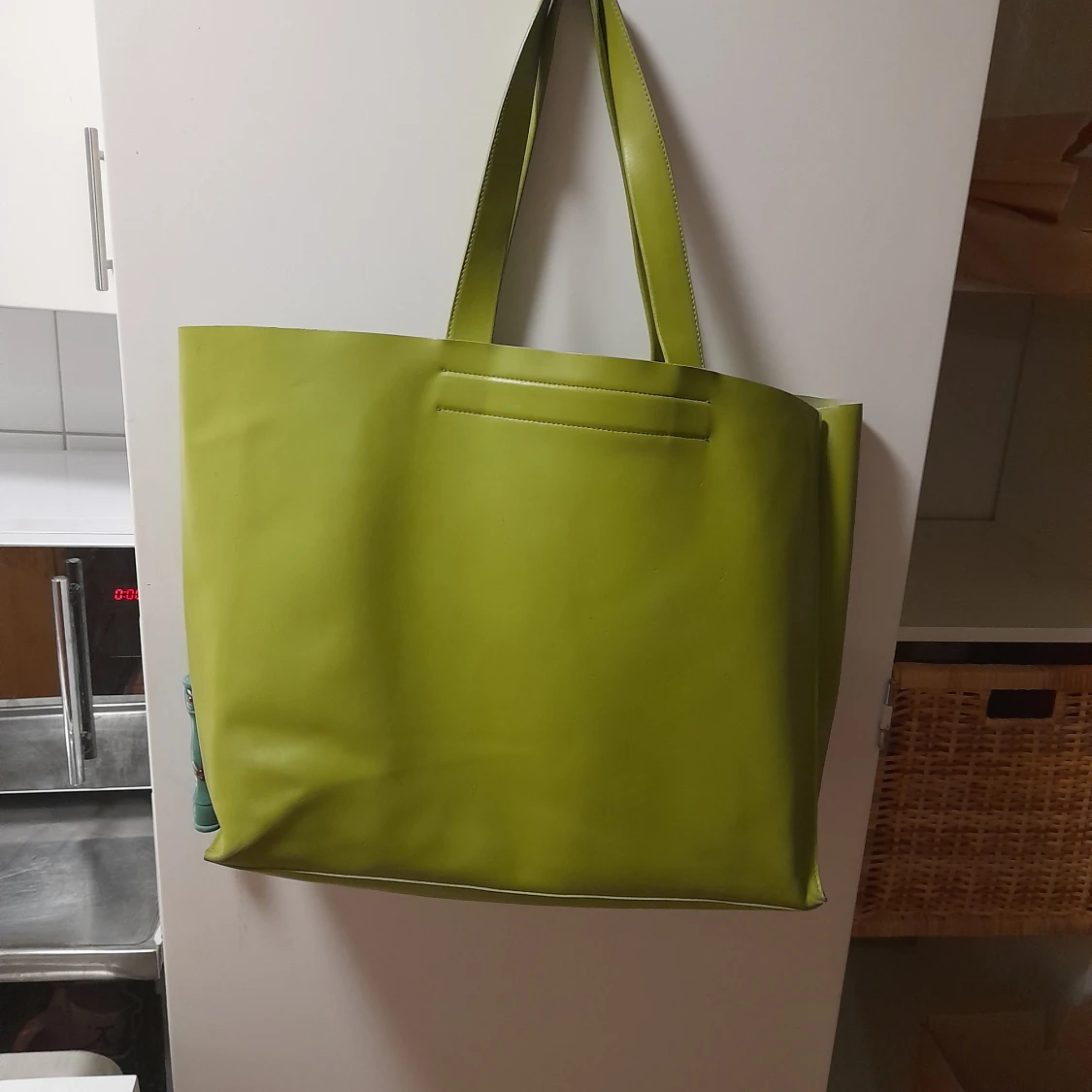 Grön shoppingväska från Furla - 1