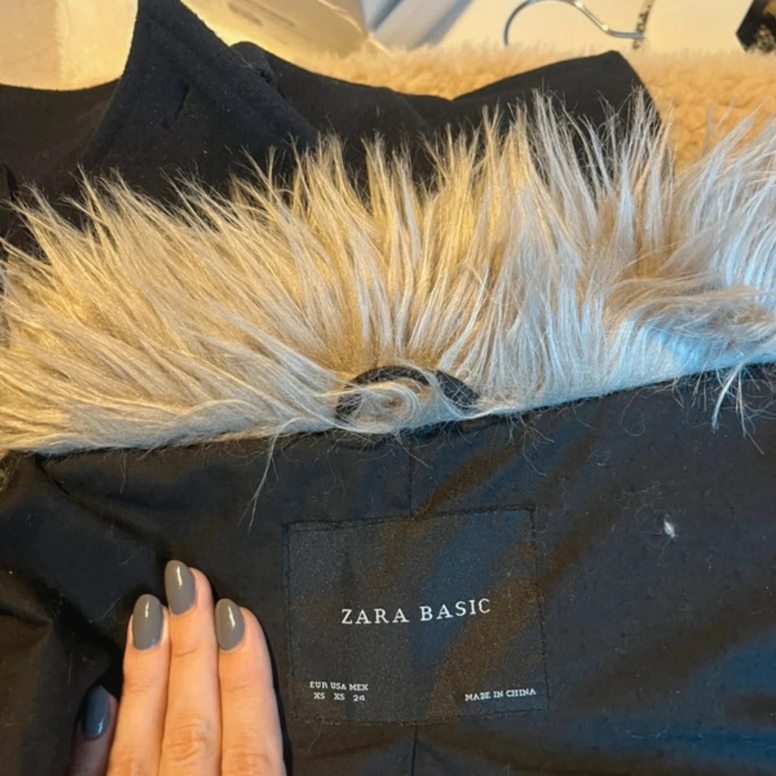 Fluffig pälsjacka från Zara Basic - 3
