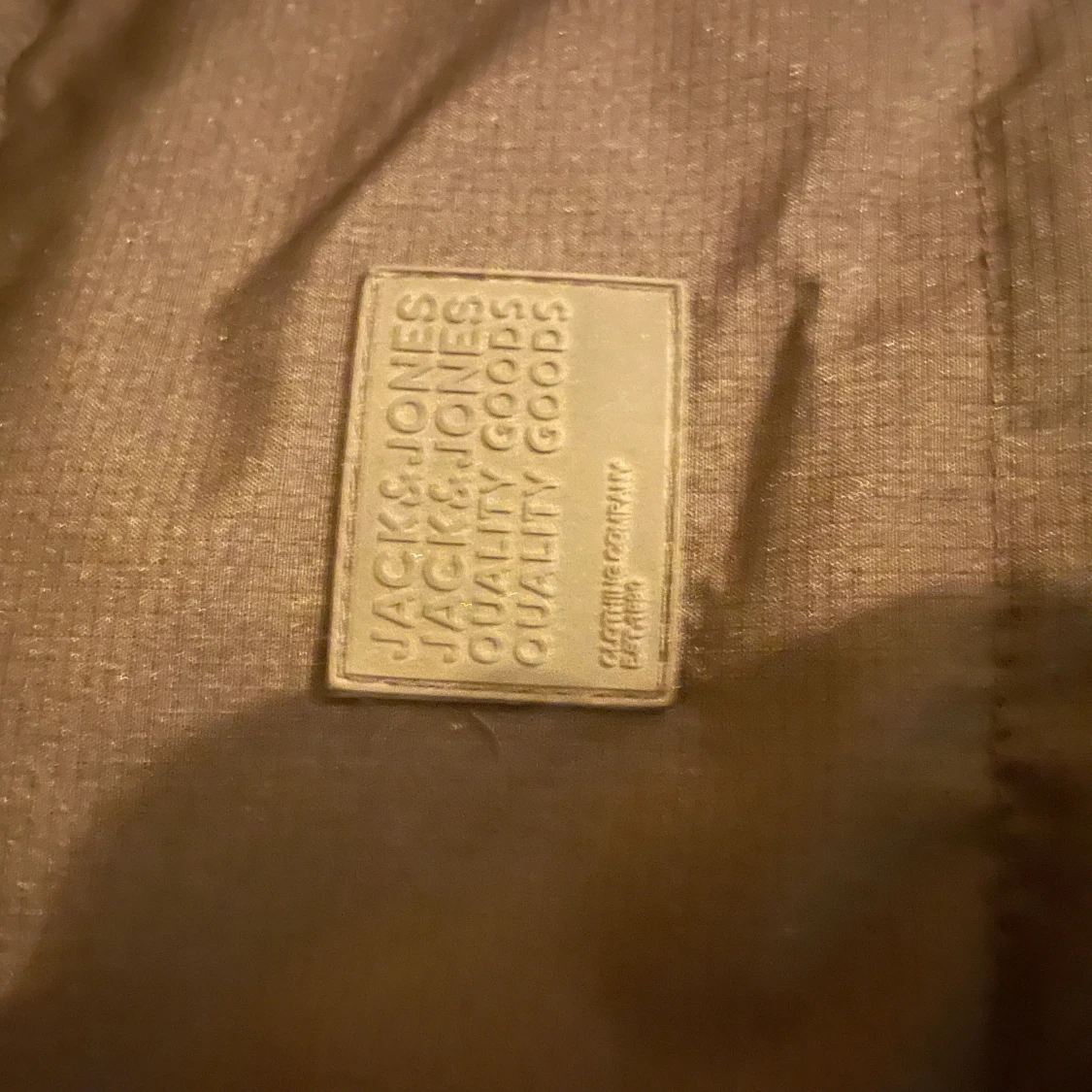 Svart pufferjacka från Jack & Jones - 2