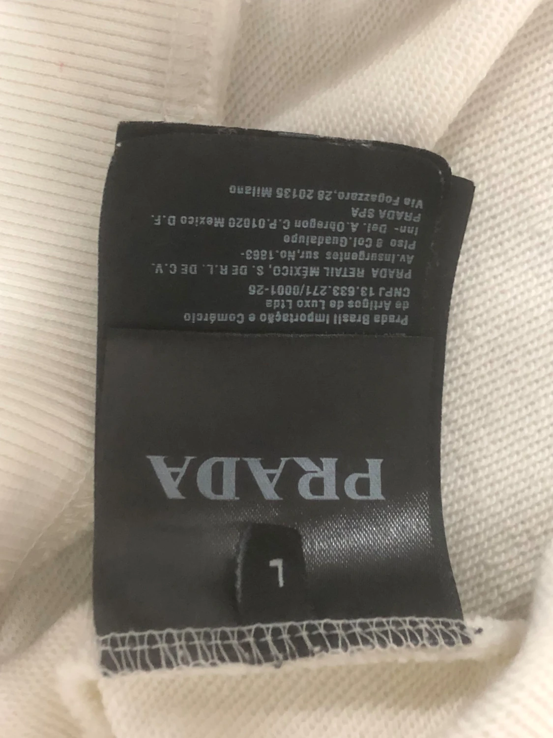 Vit hoodie från Prada med logga - 1