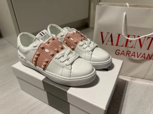 Valentino garavani skor - Valentino skor till salu