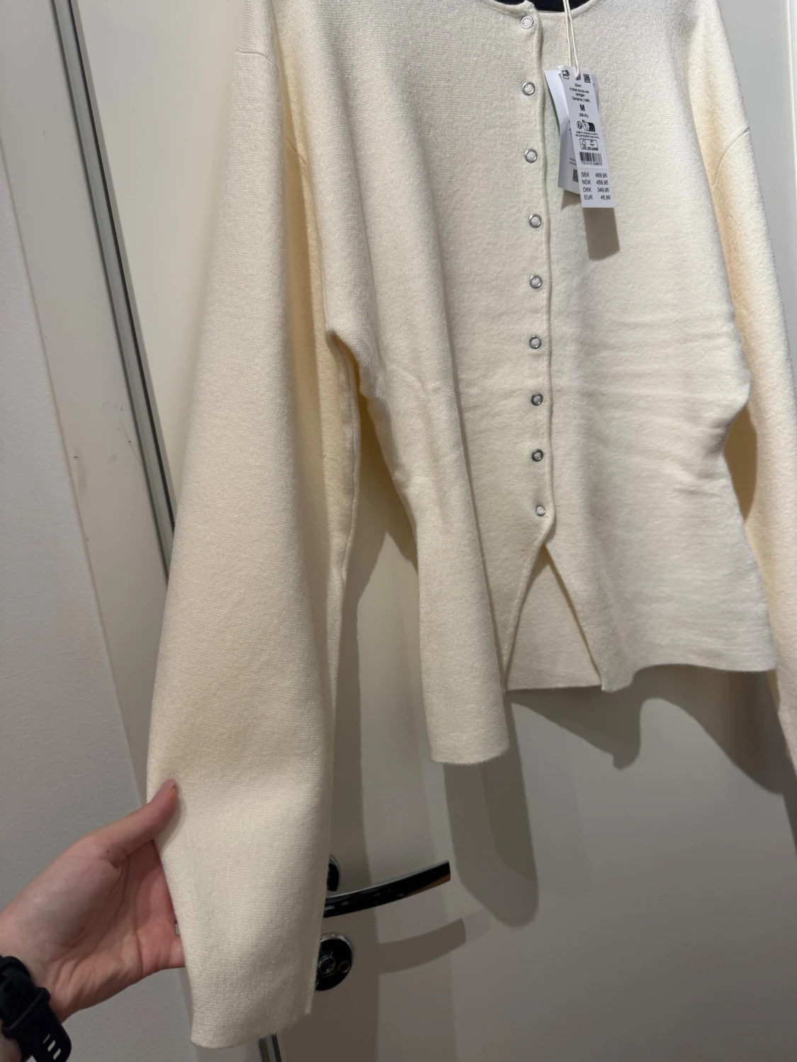 Krämvit kofta från Gina Tricot - 2
