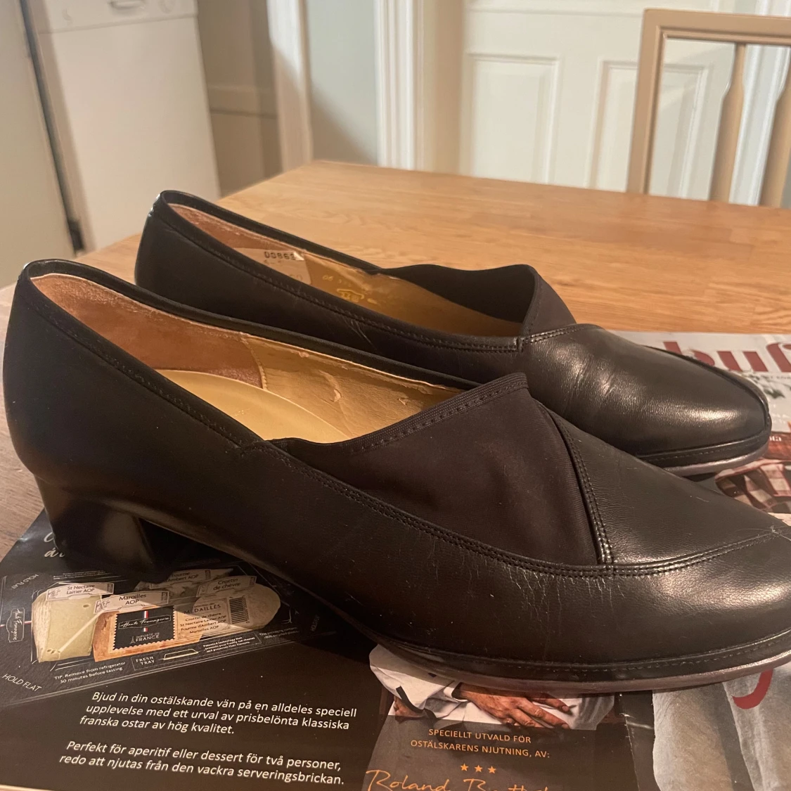 Svarta pumps från AnaNina Gabor Lady