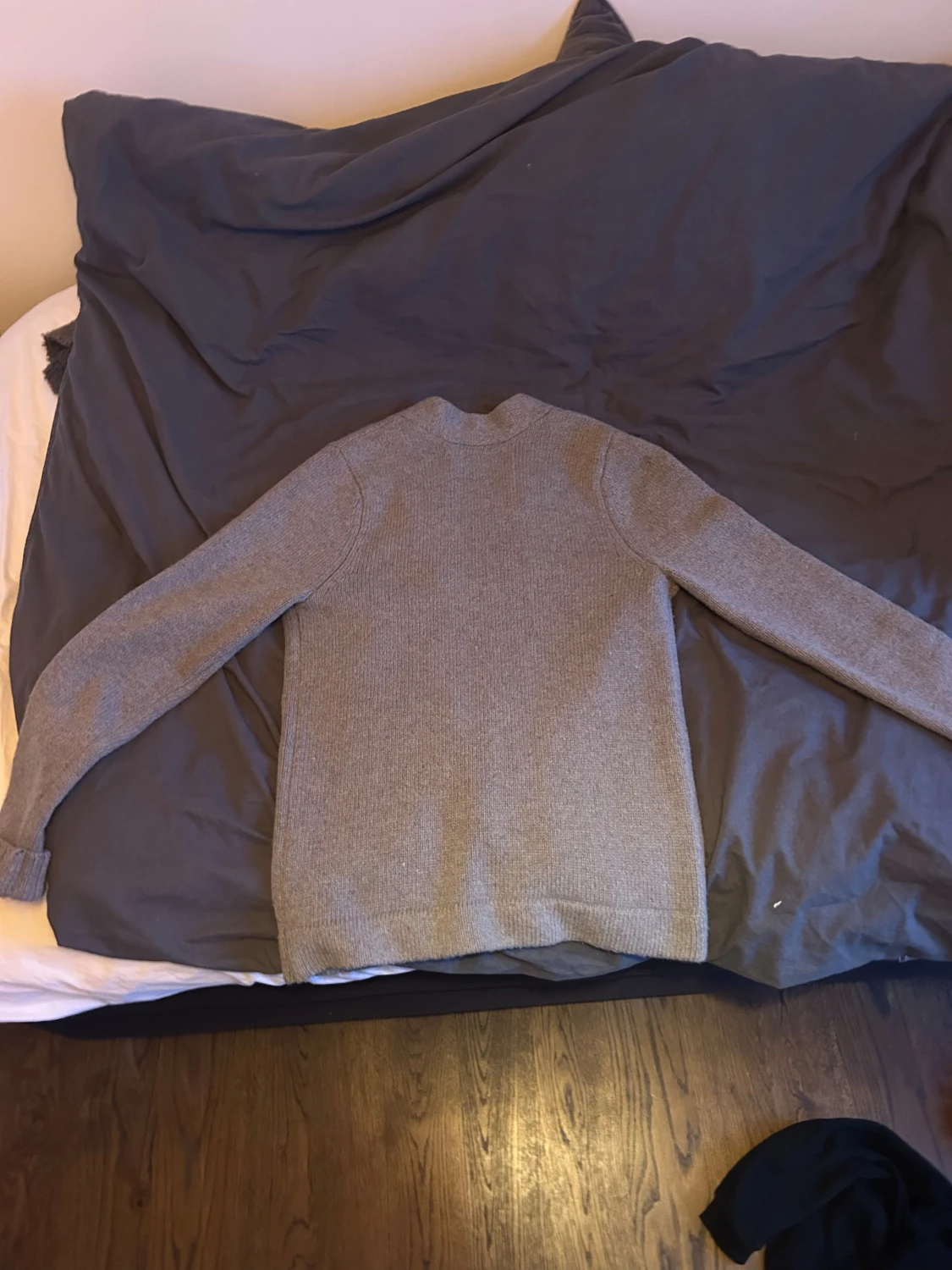 Grå kofta från Hollister  - 3