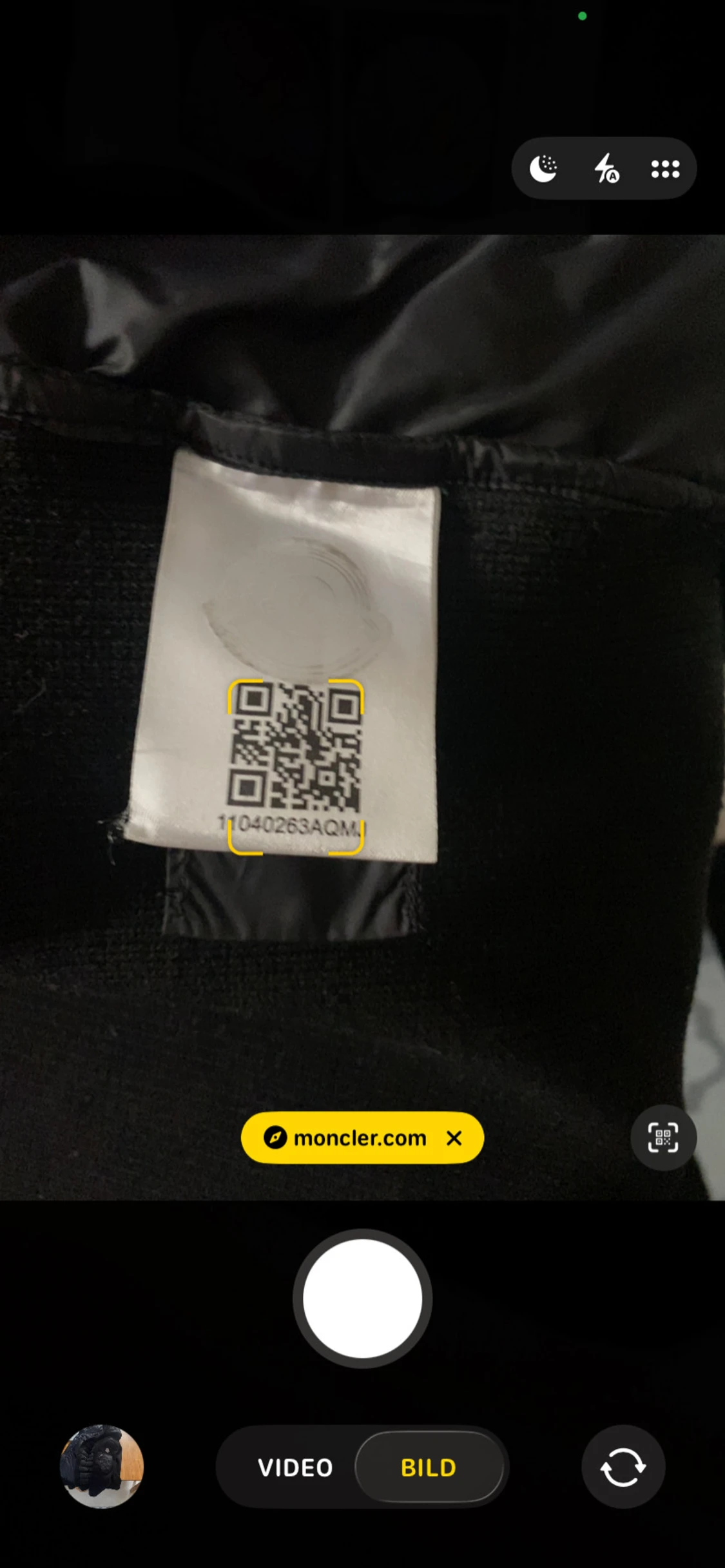 Svart Moncler pufferjacka med ficka - 2