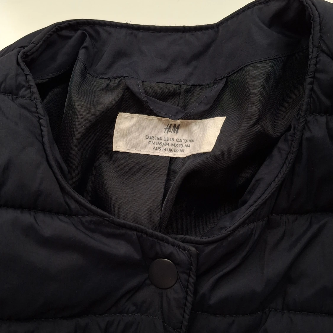 !INTRESSEKOLL! Mörkblå quiltad jacka🤍 - 1