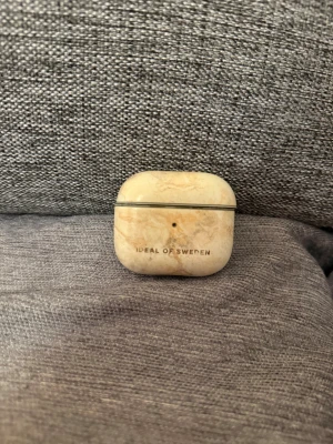 AirPods gen 3 - IDEAL OF SWEDEN 