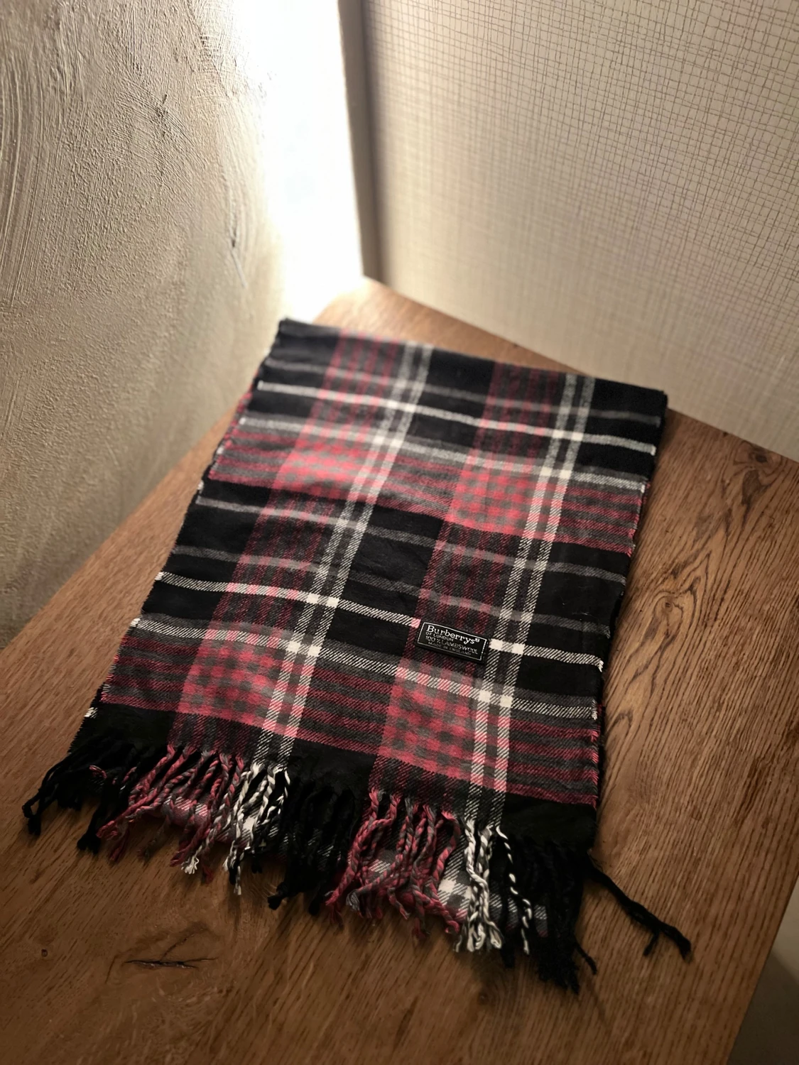 Rutig halsduk från Burberrys i ull