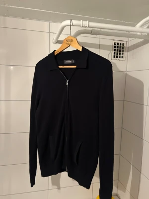 Stilig sipup från Dressman - Säljer den för att jag har slutat använda den, mest för att jag köpt bättre. Priset går att diskutera:)