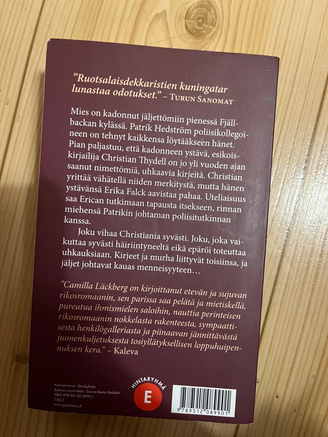 Camilla Läcberg Merenneito - 2