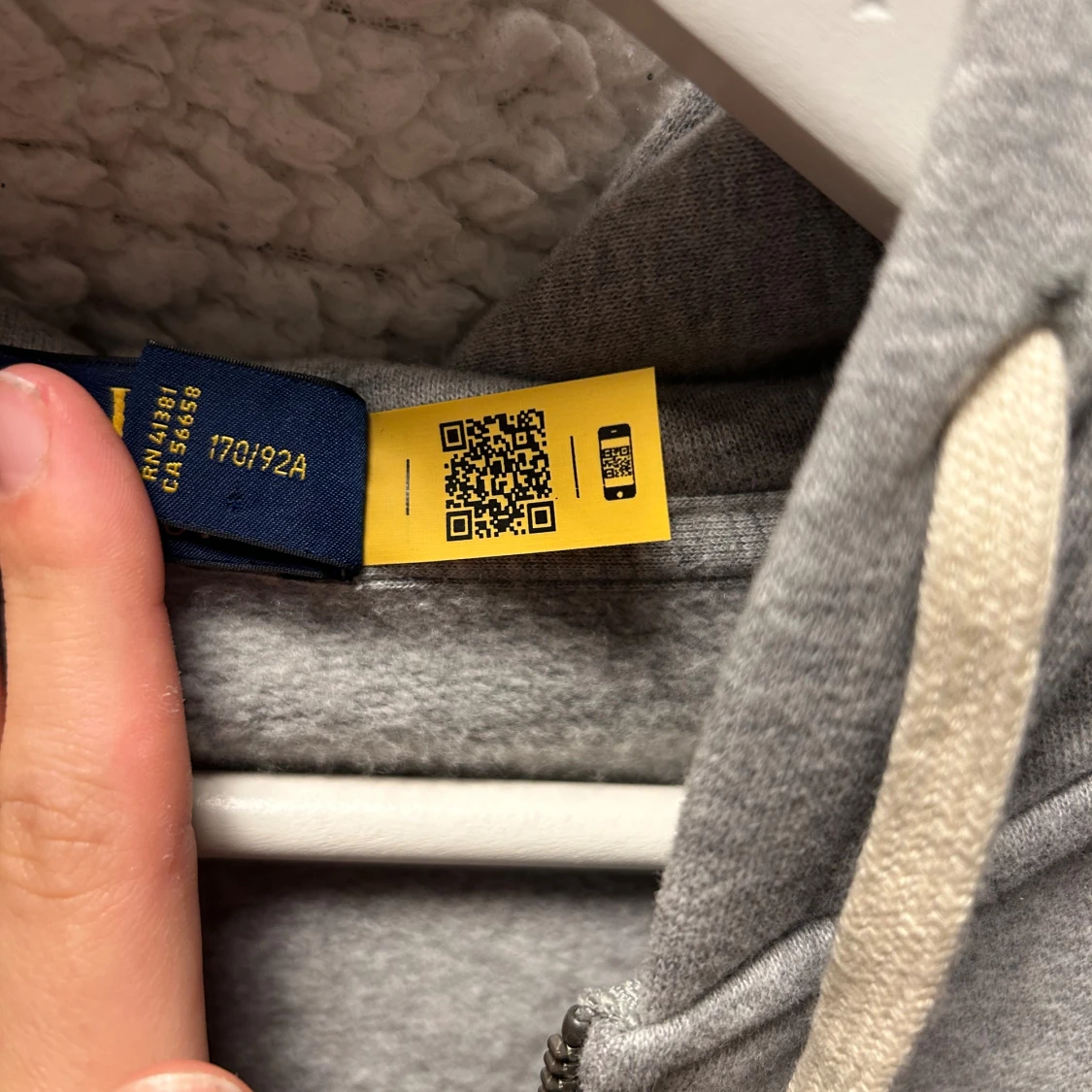 Grå hoodie från Polo Ralph Lauren - 4