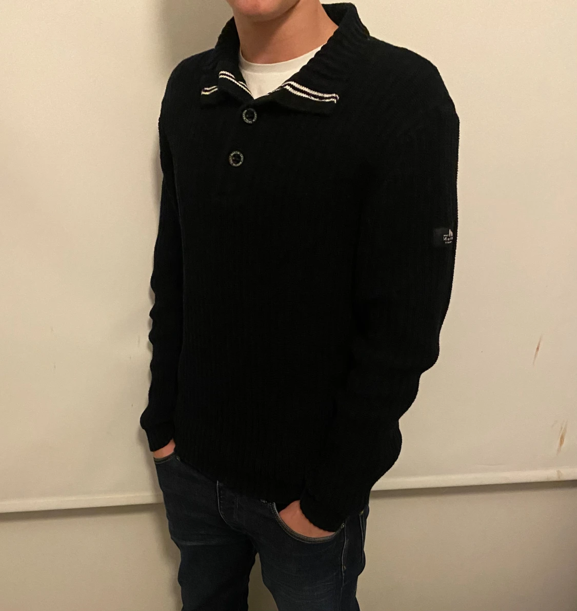 Svart stickad tröja Saint Martin M