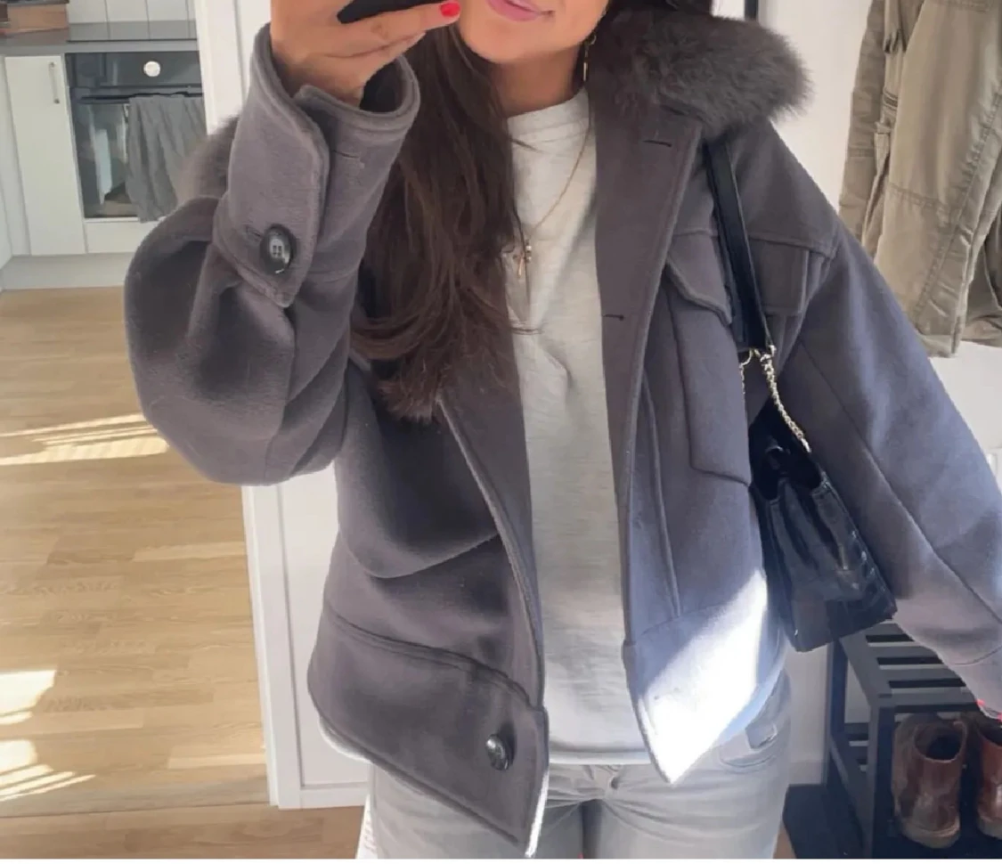 Grå meotine jacka - 1