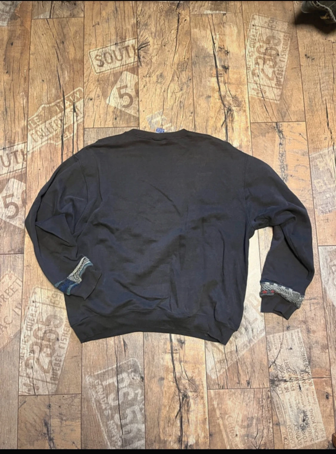 Unik Vintage Champion Bricklane London Crewneck - 1
