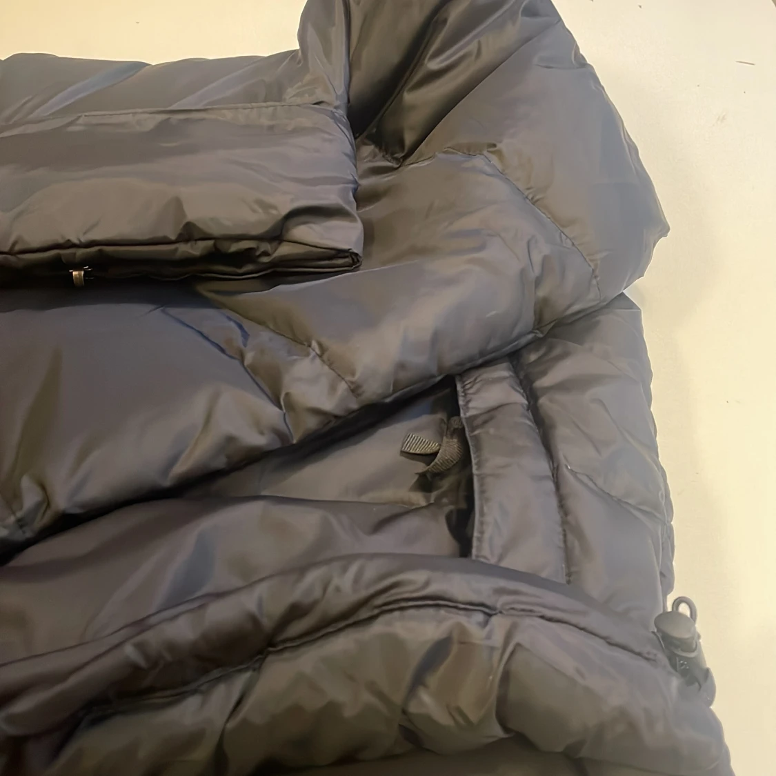 Svart pufferjacka från The North Face - 4