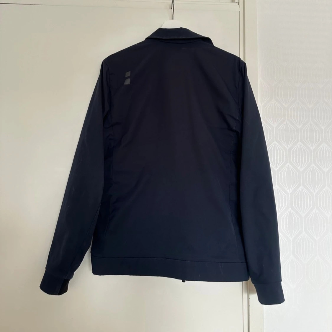 Mörkblå Nano Jacket från UBR - 1