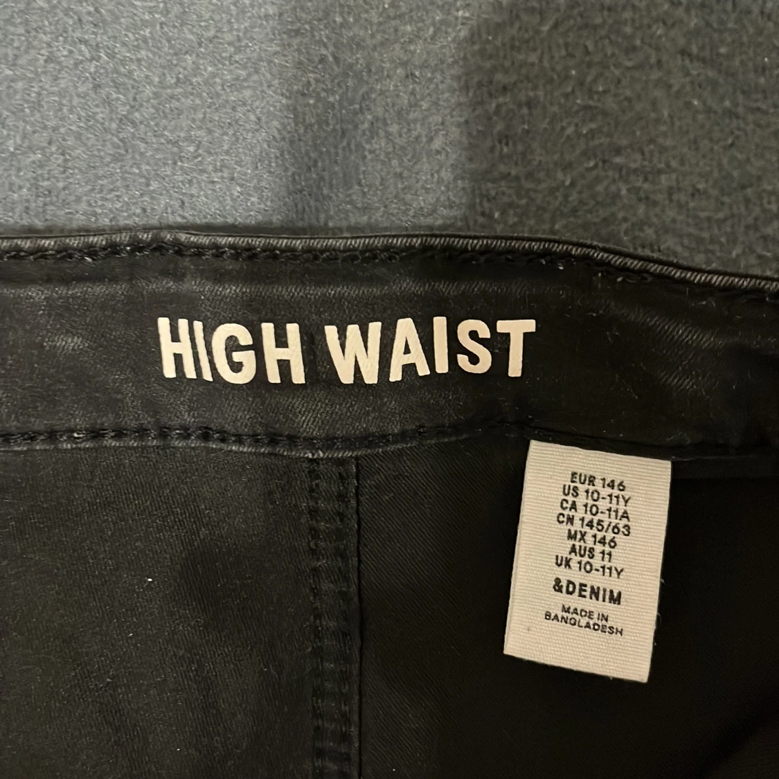 Svarta high waist denimshorts &Denim - 2