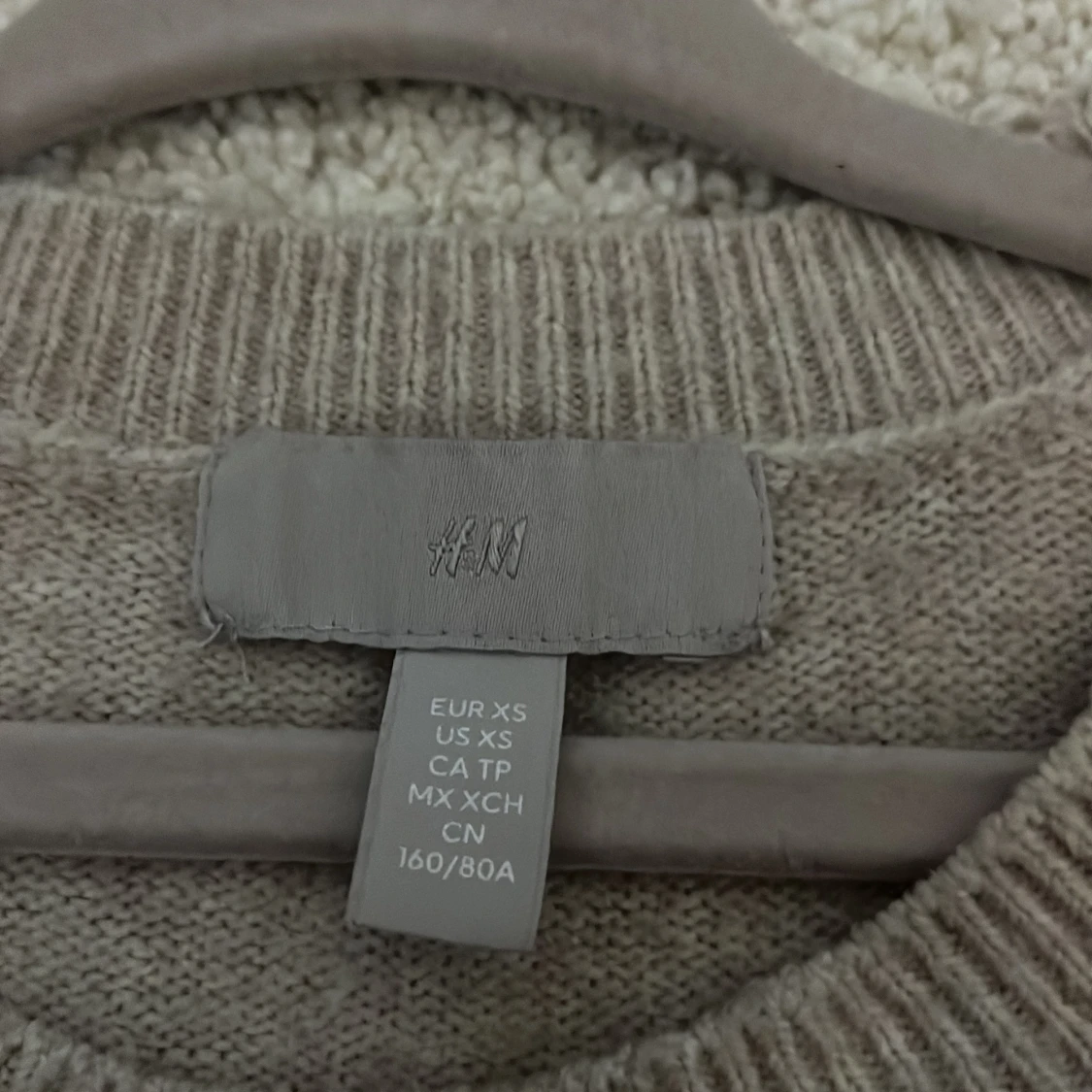 Beige stickad tröja från H&M XS - 1