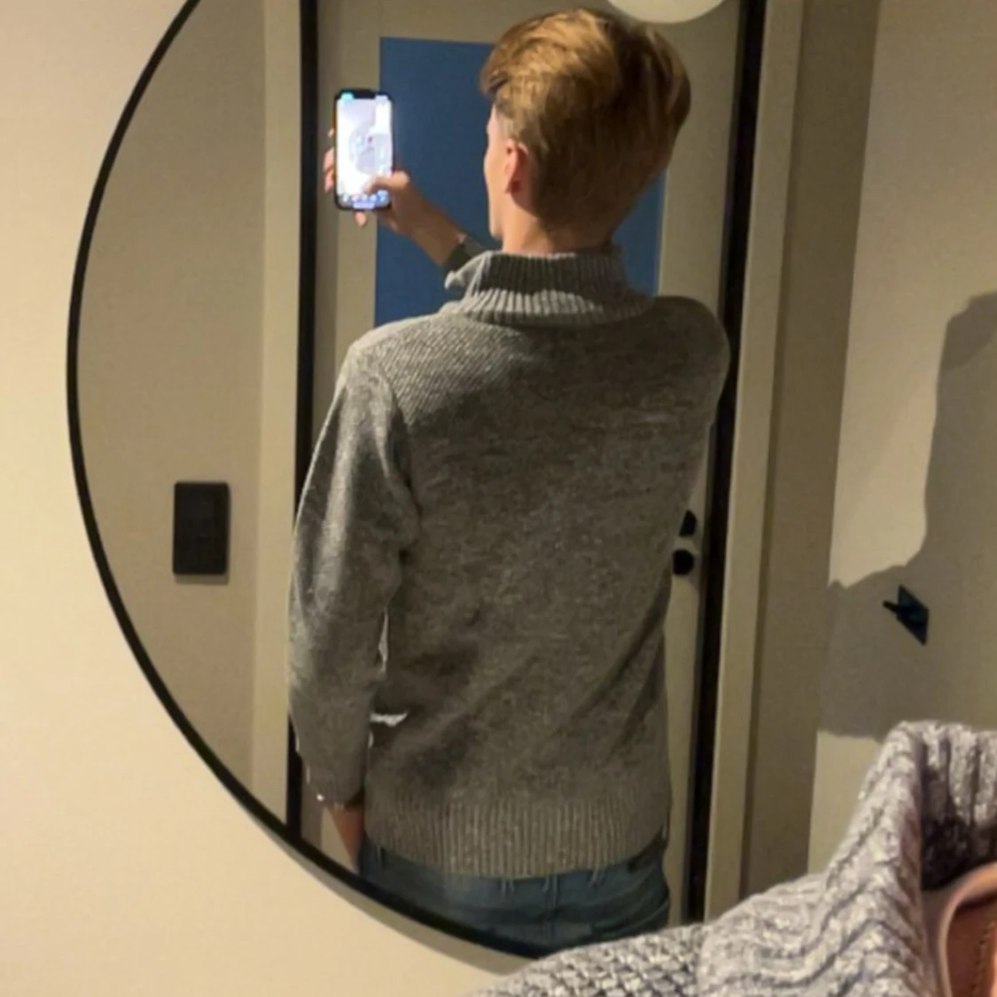 Grå stickad kofta/cardigan med dragkedja - 1