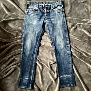 Apc petit standard jeans - W31 | passar mig som är 185 | fråga om mått vid osäkerheter