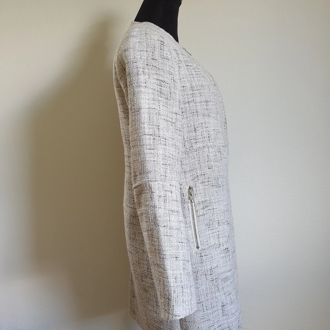 Beige kappa med dragkedja strl 34 - 2