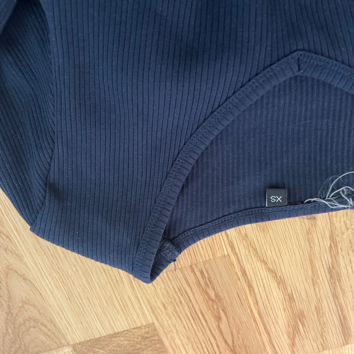 Marinblå ribbad långärmad topp XS - 2