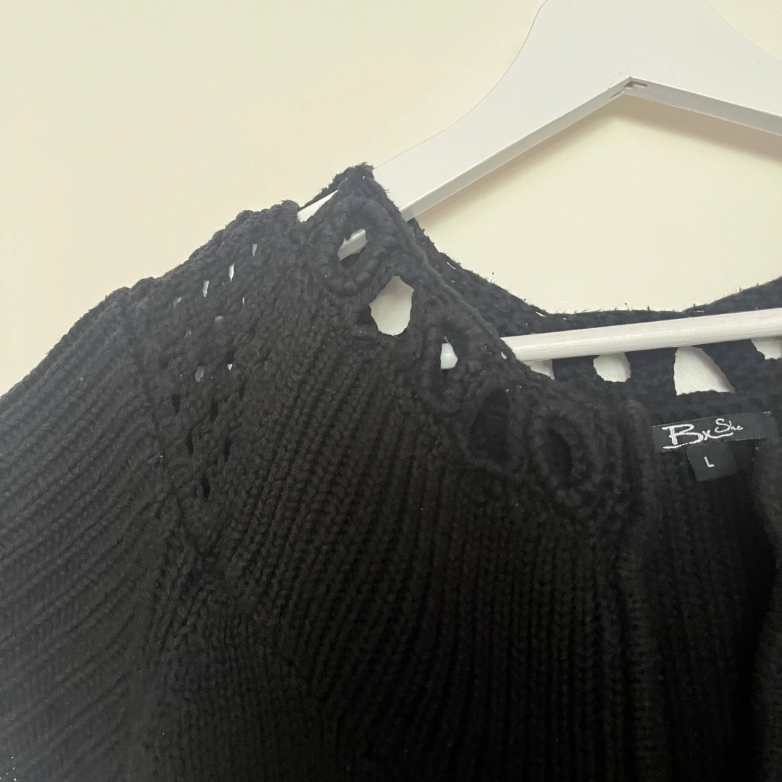 Svart stickad kofta från ByShe - 4