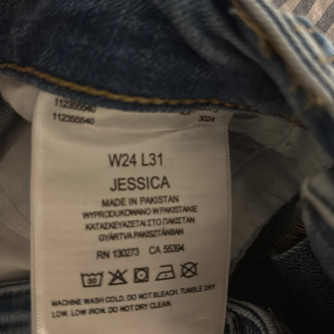 Blå jeans från Lee med klassisk passform - 4