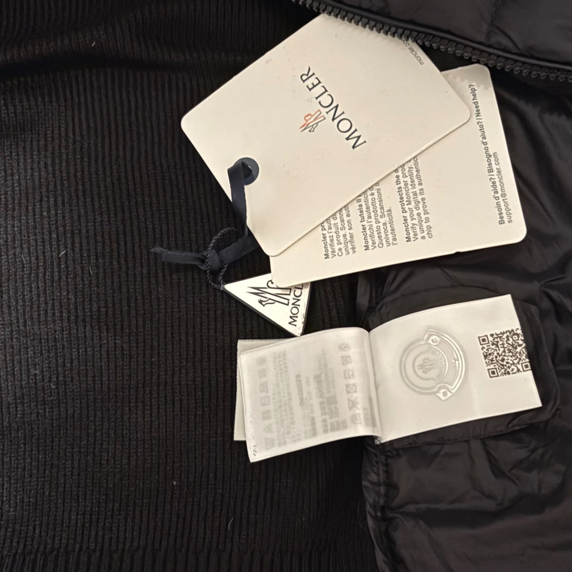 Moncler cardigan till salu - 1