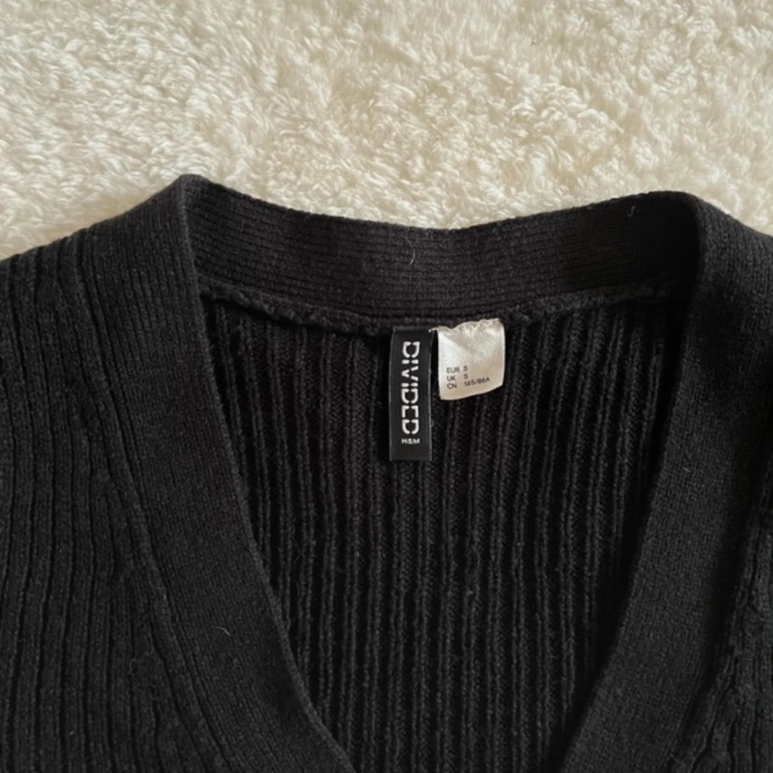 Svart ribbad kofta från H&M Divided - 1