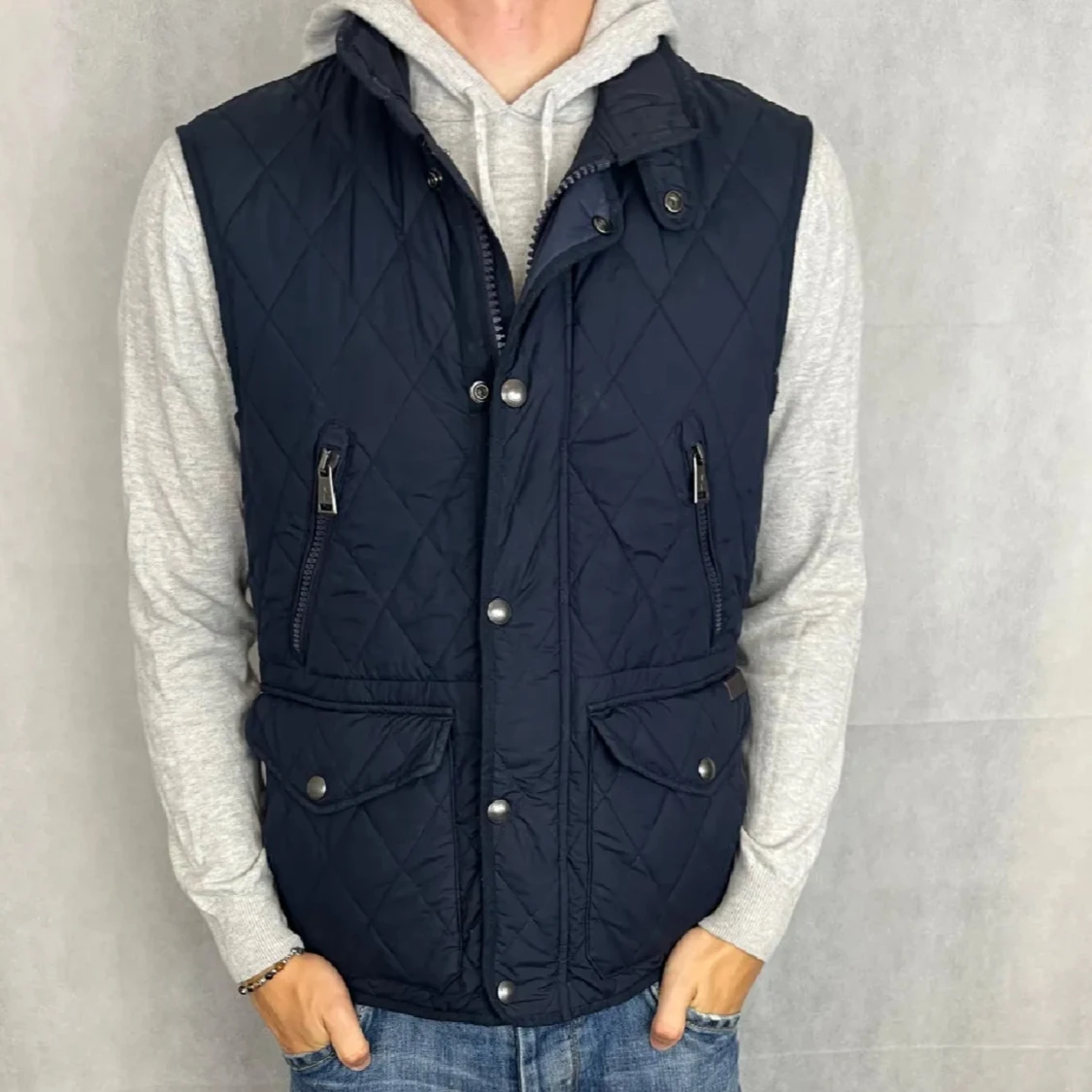 Mörkblå quiltad väst från Polo Ralph Lauren