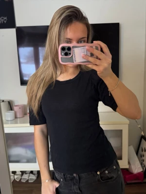 jättefin t shirt m puffärmar - t shirt m puffärmar som e så fin!