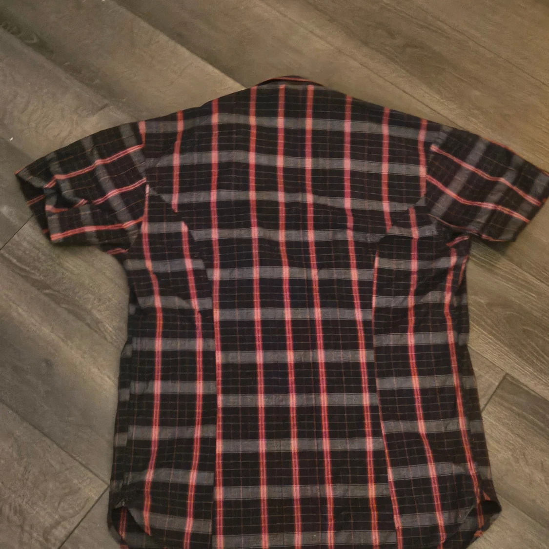 Rutig kortärmad skjorta från Vaident - 1