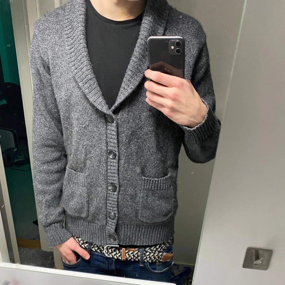 Grå Stickad Cardigan - 90