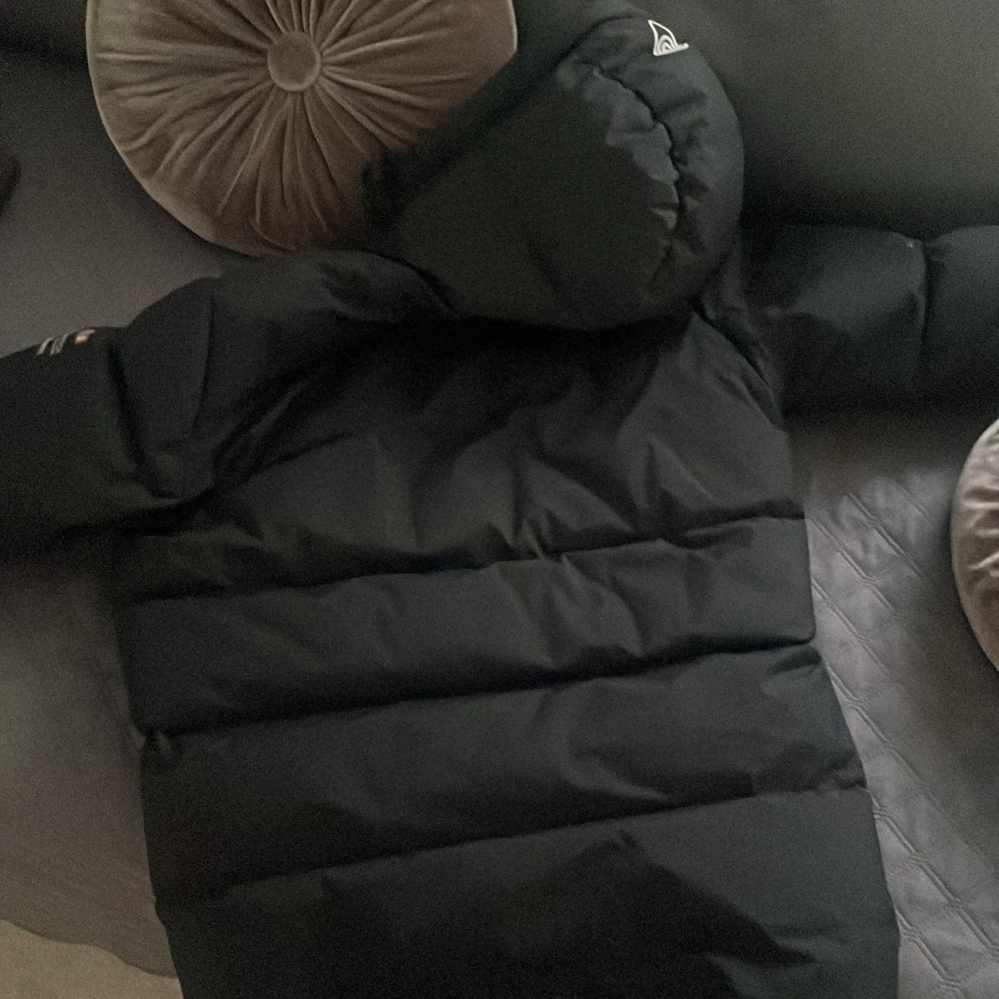 Svart pufferjacka Sail Antarctica - 2