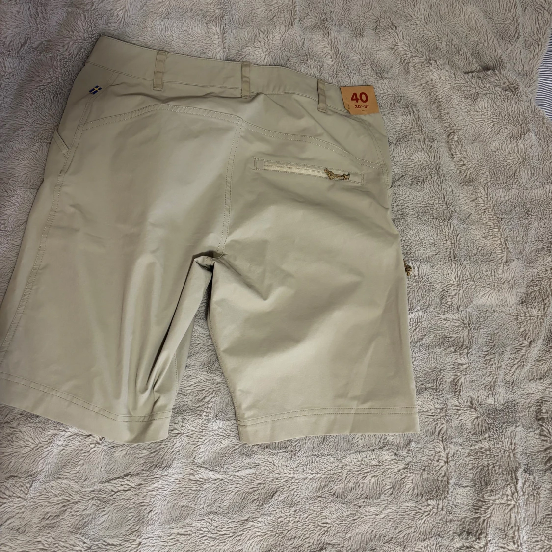 Beiga shorts från Fjällräven, strl 40 - 1